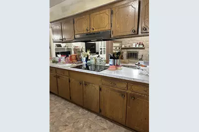 1700 Northcrest Drive, Arlington, TX 76012 - Photo 33