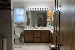 1700 Northcrest Dr, Arlington, TX 76012 - Photo 15