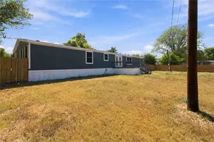 701 Lazy Springs Dr, Red Oak, TX 75154 - Photo 25