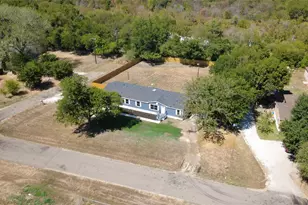 701 Lazy Springs Dr, Red Oak, TX 75154 - Photo 1