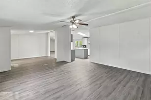 701 Lazy Springs Dr, Red Oak, TX 75154 - Photo 7