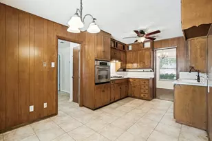 3513 Wren Ave, Fort Worth, TX 76133 - Photo 9