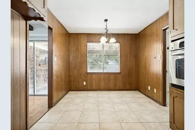 3513 Wren Avenue, Fort Worth, TX 76133 - Photo 11