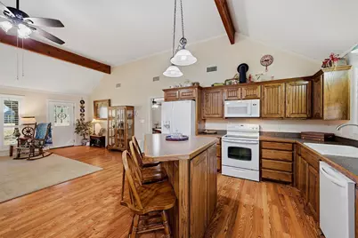 212 Bobby Sam Court, Collinsville, TX 76233 - Photo 11