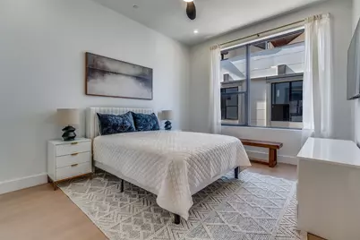 708 W 10th Street #104, Dallas, TX 75208 - Photo 11