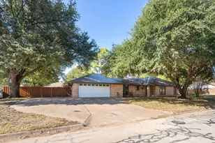 111 Wheeler St, Glen Rose, TX 76043 - Photo 25
