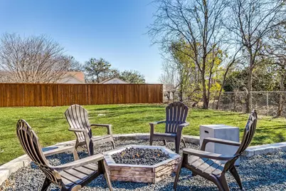 323 S Hannaford Street, Granbury, TX 76048 - Photo 37