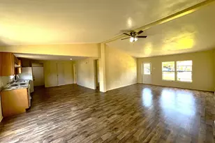 611 E Broadmore Ave, Wills Point, TX 75169 - Photo 9