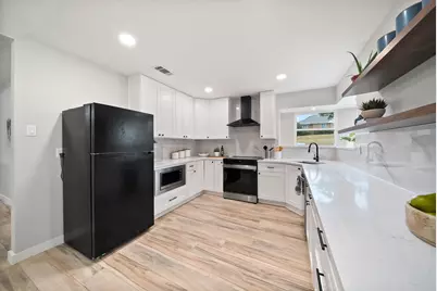 2805 Colleen Drive, Garland, TX 75043 - Photo 9