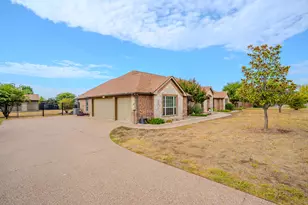1236 Woodbridge Ct, Willow Park, TX 76087 - Photo 3