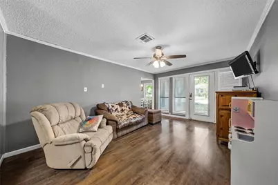3921 Austin Avenue, Waco, TX 76710 - Photo 21