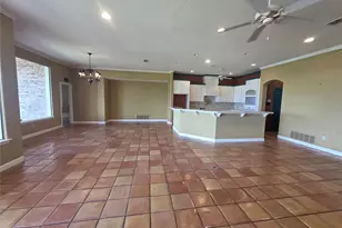 4204 Bluff View Dr, Granbury, TX 76048 - Photo 3