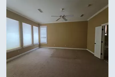 4204 Bluff View Drive, Granbury, TX 76048 - Photo 9