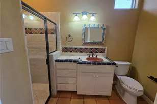 4204 Bluff View Dr, Granbury, TX 76048 - Photo 17