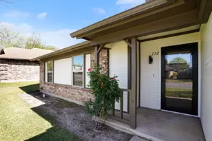 772 Hampshire Dr, Burleson, TX 76028 - Photo 3