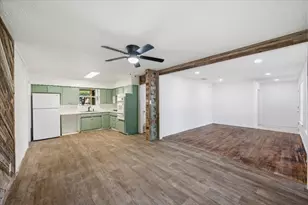 305 Valleyglen Dr, DeSoto, TX 75115 - Photo 13