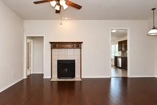 2029 Sunny Side Dr, Little Elm, TX 75068 - Photo 9