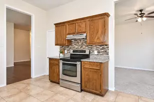 2029 Sunny Side Dr, Little Elm, TX 75068 - Photo 7