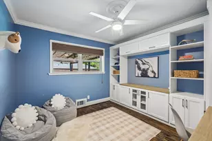 9946 Vistadale Dr, Dallas, TX 75238 - Photo 21