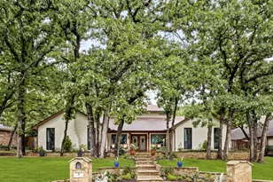 8 Cypress Ct, Trophy Club, TX 76262 - Photo 1
