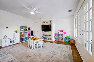 7528 Wentwood Dr, Dallas, TX 75225 - Photo 15