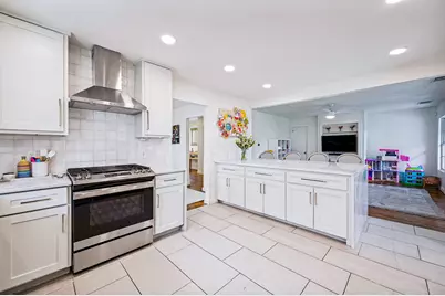 7528 Wentwood Drive, Dallas, TX 75225 - Photo 11
