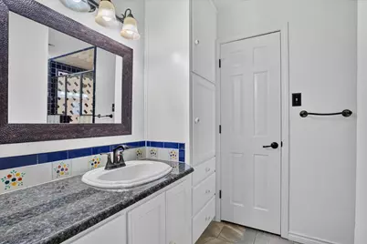 2201 Adams Drive, Arlington, TX 76011 - Photo 19