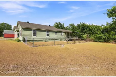 2626 Dripping Springs Road, Sherman, TX 75090 - Photo 15