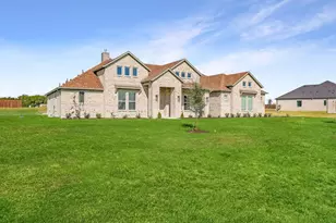 124 Aiden Dr, Waxahachie, TX 75165 - Photo 37