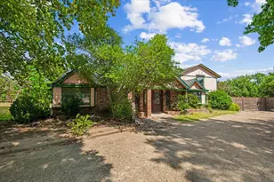 135 E Pleasant Run Rd, Cedar Hill, TX 75104 - Photo 1