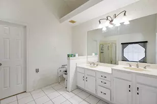 902 Kings Ct, Duncanville, TX 75137 - Photo 11