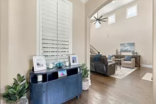 621 The Lakes Blvd, Lewisville, TX 75056 - Photo 5