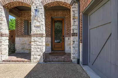621 The Lakes Boulevard, Lewisville, TX 75056 - Photo 3