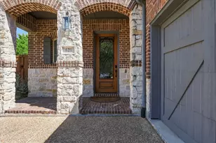 621 The Lakes Blvd, Lewisville, TX 75056 - Photo 3