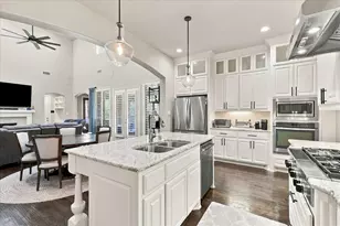 621 The Lakes Blvd, Lewisville, TX 75056 - Photo 13