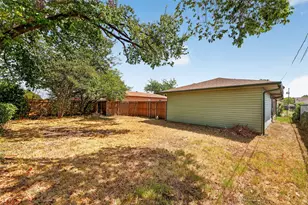 8827 Barclay St, Dallas, TX 75227 - Photo 31