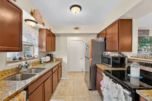 8827 Barclay St, Dallas, TX 75227 - Photo 15