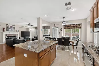 9621 Plains Circle, Frisco, TX 75033 - Photo 11
