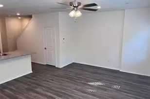 802 S 5th St, Bonham, TX 75418 - Photo 15