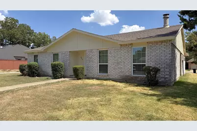 445 Sandy Knoll Drive, Coppell, TX 75019 - Photo 3