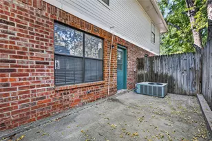 929 Hickory St, Denton, TX 76201 - Photo 37