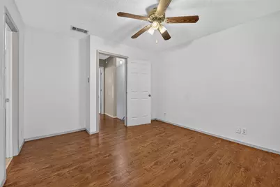 929 Hickory Street #18, Denton, TX 76201 - Photo 31