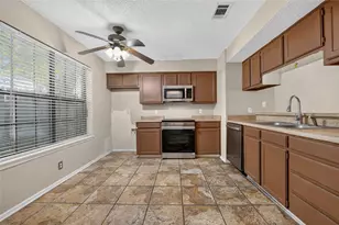 929 Hickory St, Denton, TX 76201 - Photo 11