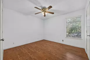 929 Hickory St, Denton, TX 76201 - Photo 33