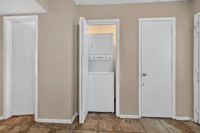 929 Hickory Street #18, Denton, TX 76201 - Photo 19