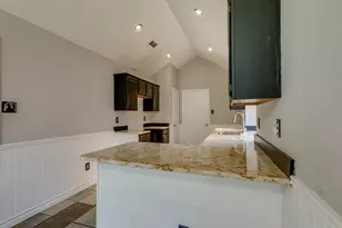 1215 Hyde Park Dr, McKinney, TX 75069 - Photo 9
