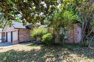 1215 Hyde Park Dr, McKinney, TX 75069 - Photo 3