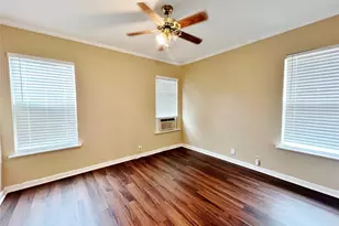 4236 Comanche St, Fort Worth, TX 76119 - Photo 11
