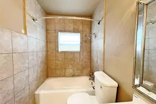4236 Comanche St, Fort Worth, TX 76119 - Photo 15
