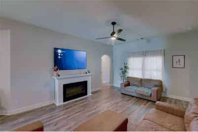 11032 Bass Creek Trail, Fort Worth, TX 76108 - Photo 13